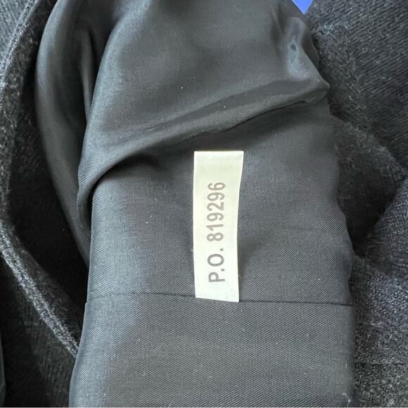 BOSTON PROPER FITTED CROPPED WOOL BLEND GRAY BLAZER ALABASTER BUTTONS Size 4 - Picture 10 of 11